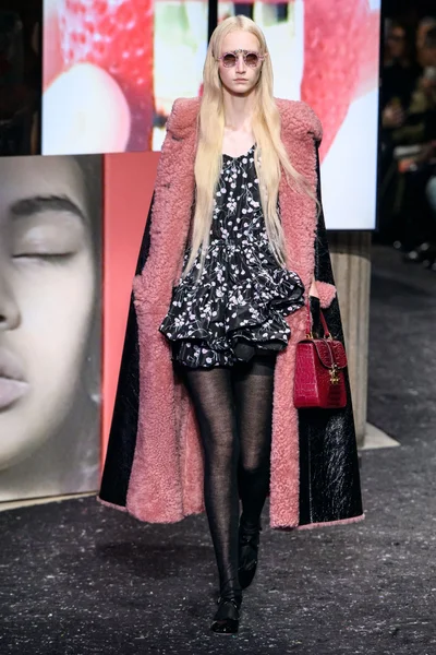 Look 45